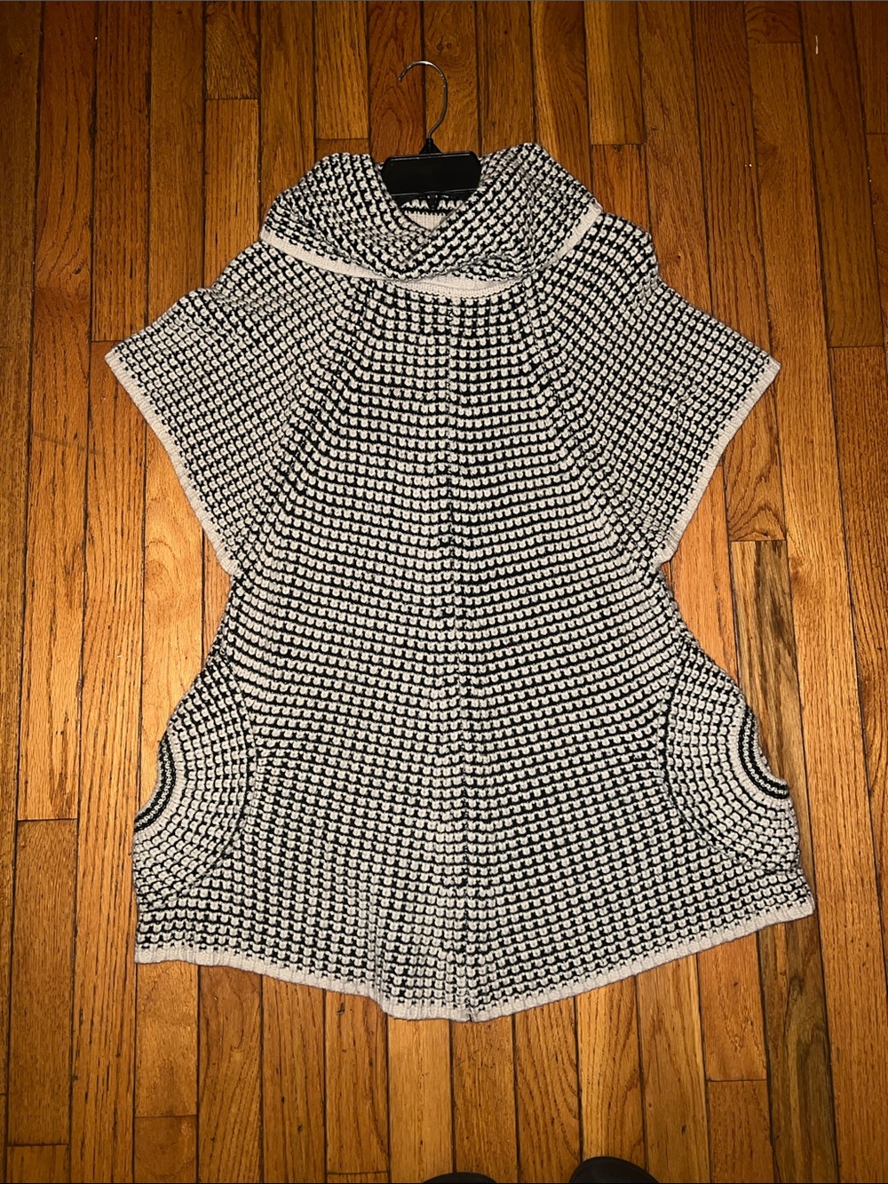 Tunic - Picture 2 of 4